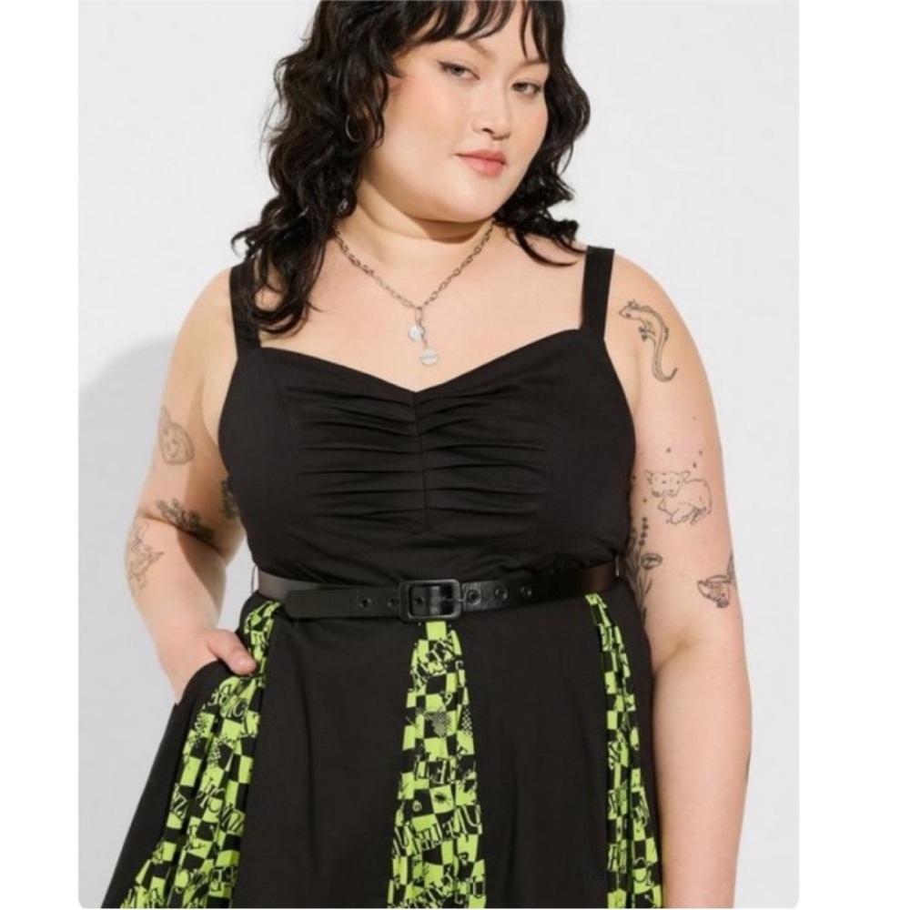 NWT Torrid set - Beetlejuice pinup girl dress and cropped cardigan - Picture 5 of 13